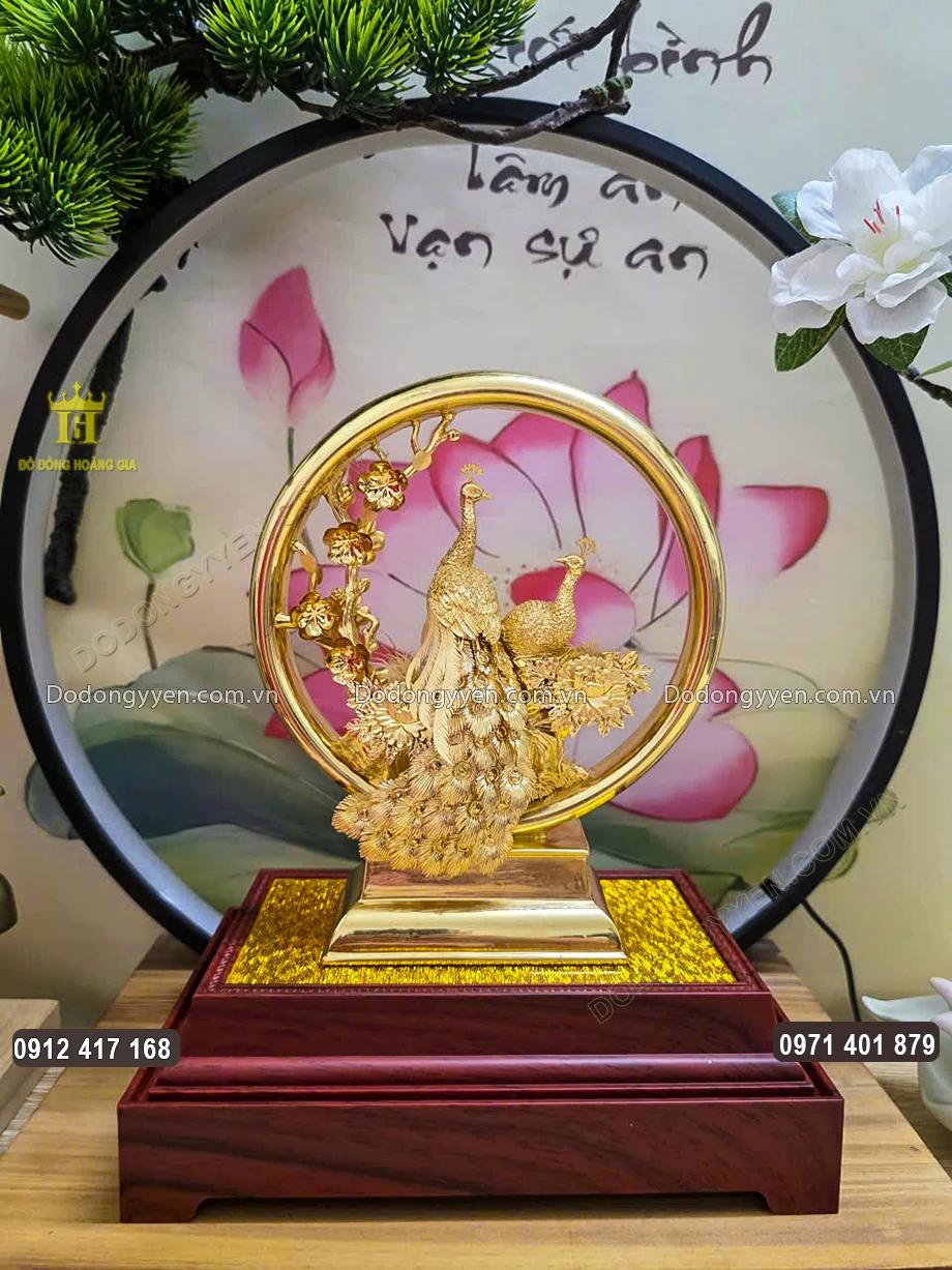 Từng họa tiết hoa văn được chăm ch&uacute;t tỉ mỉ v&agrave; sinh động